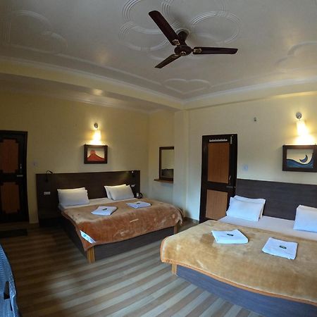 Hotel The Royal Orchard Kasol Extérieur photo