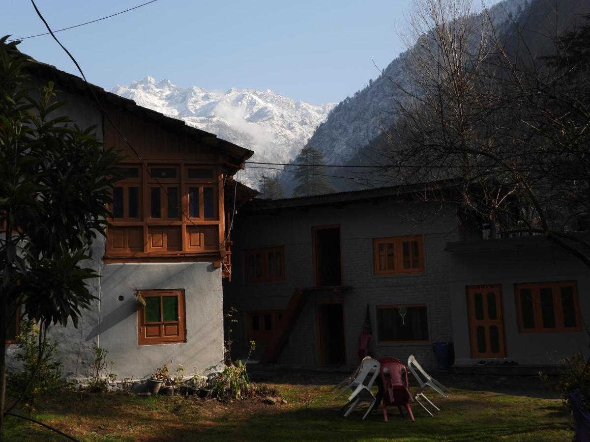 Hotel The Royal Orchard Kasol Extérieur photo