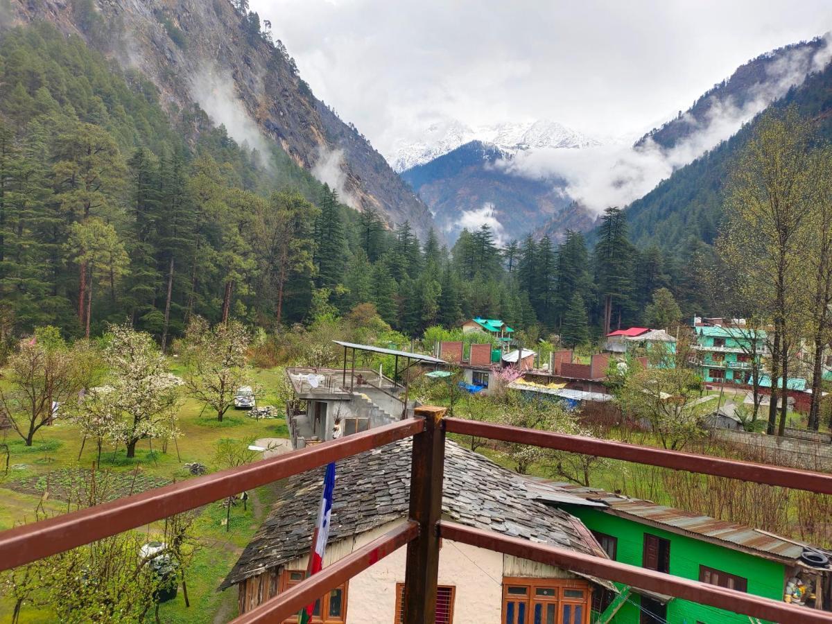 Hotel The Royal Orchard Kasol Extérieur photo