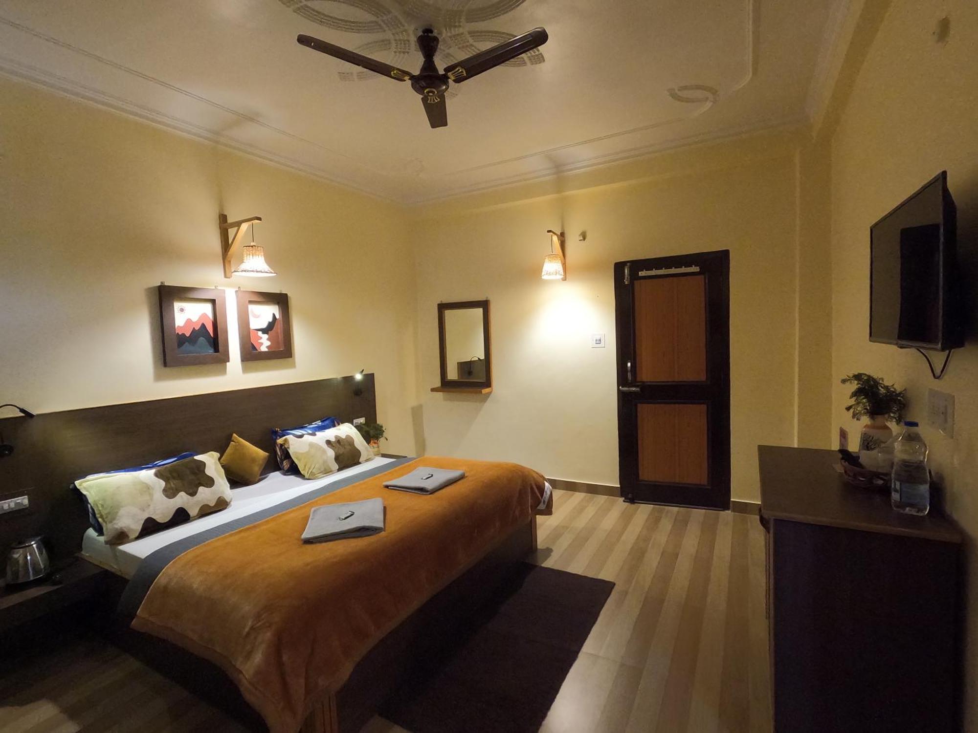 Hotel The Royal Orchard Kasol Extérieur photo