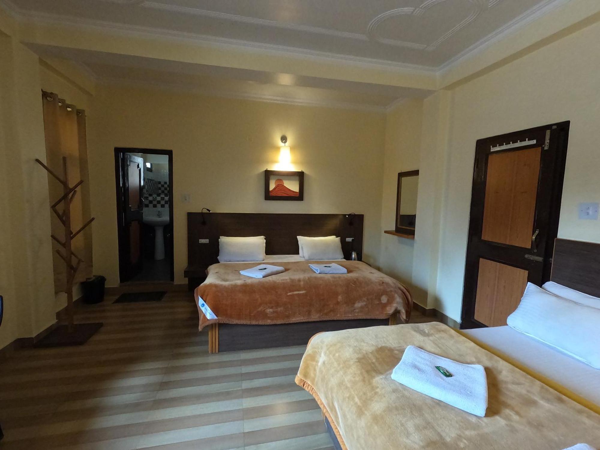 Hotel The Royal Orchard Kasol Extérieur photo