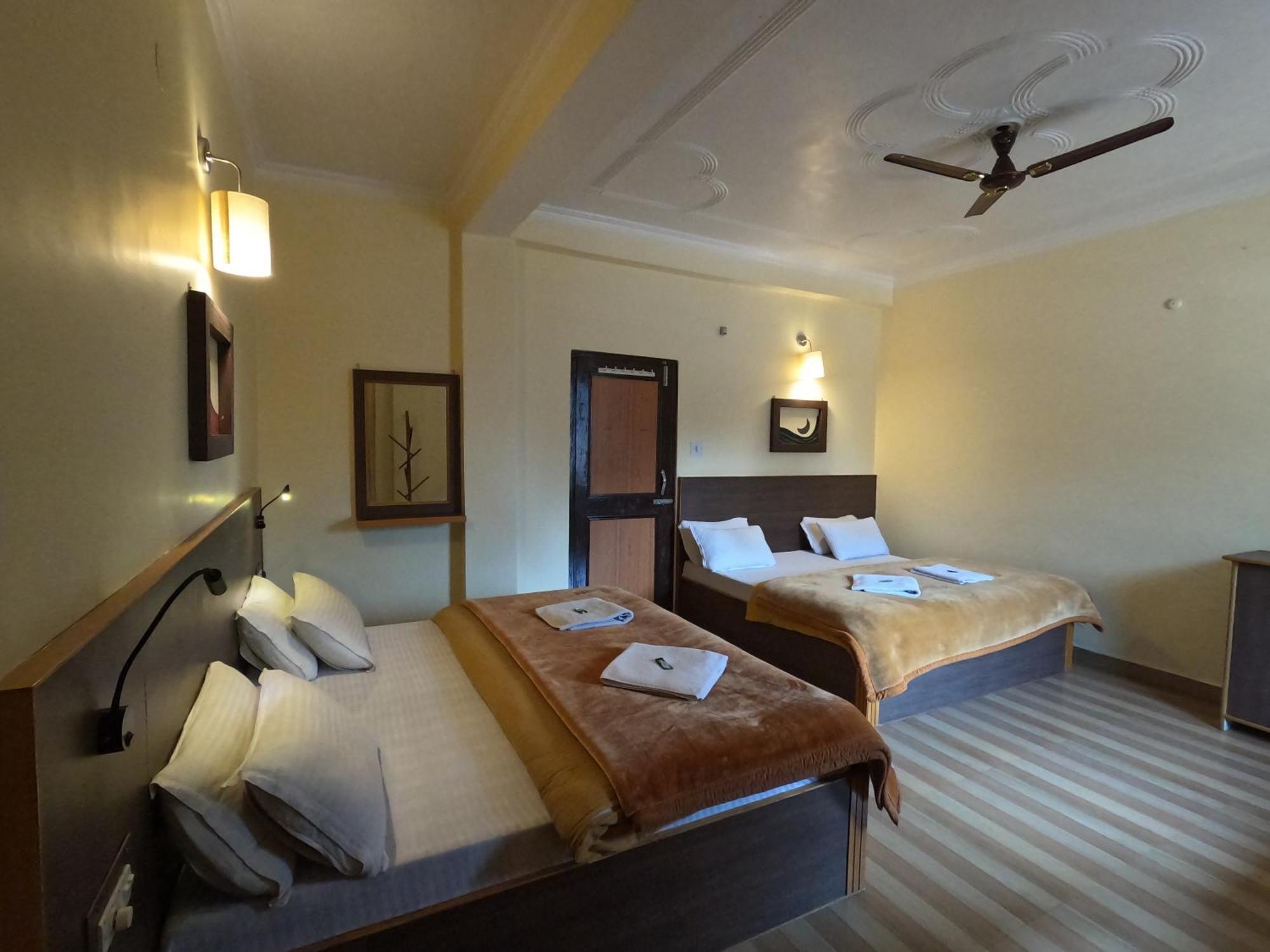 Hotel The Royal Orchard Kasol Extérieur photo