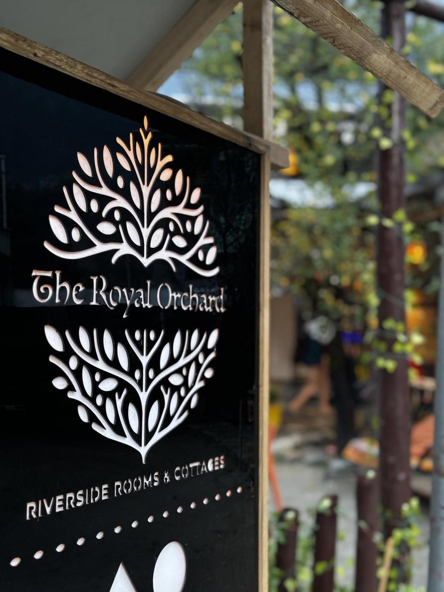 Hotel The Royal Orchard Kasol Extérieur photo