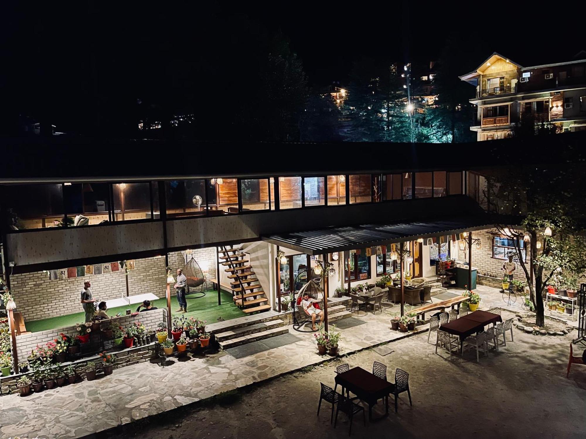 Hotel The Royal Orchard Kasol Extérieur photo